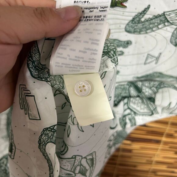 Lacoste x Netflix Button Collared Short Sleeve Shirt Large (L) All Over Print Co - Picture 6 of 8